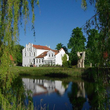 Ferienanlage Gutshaus Gramkow Exterior foto